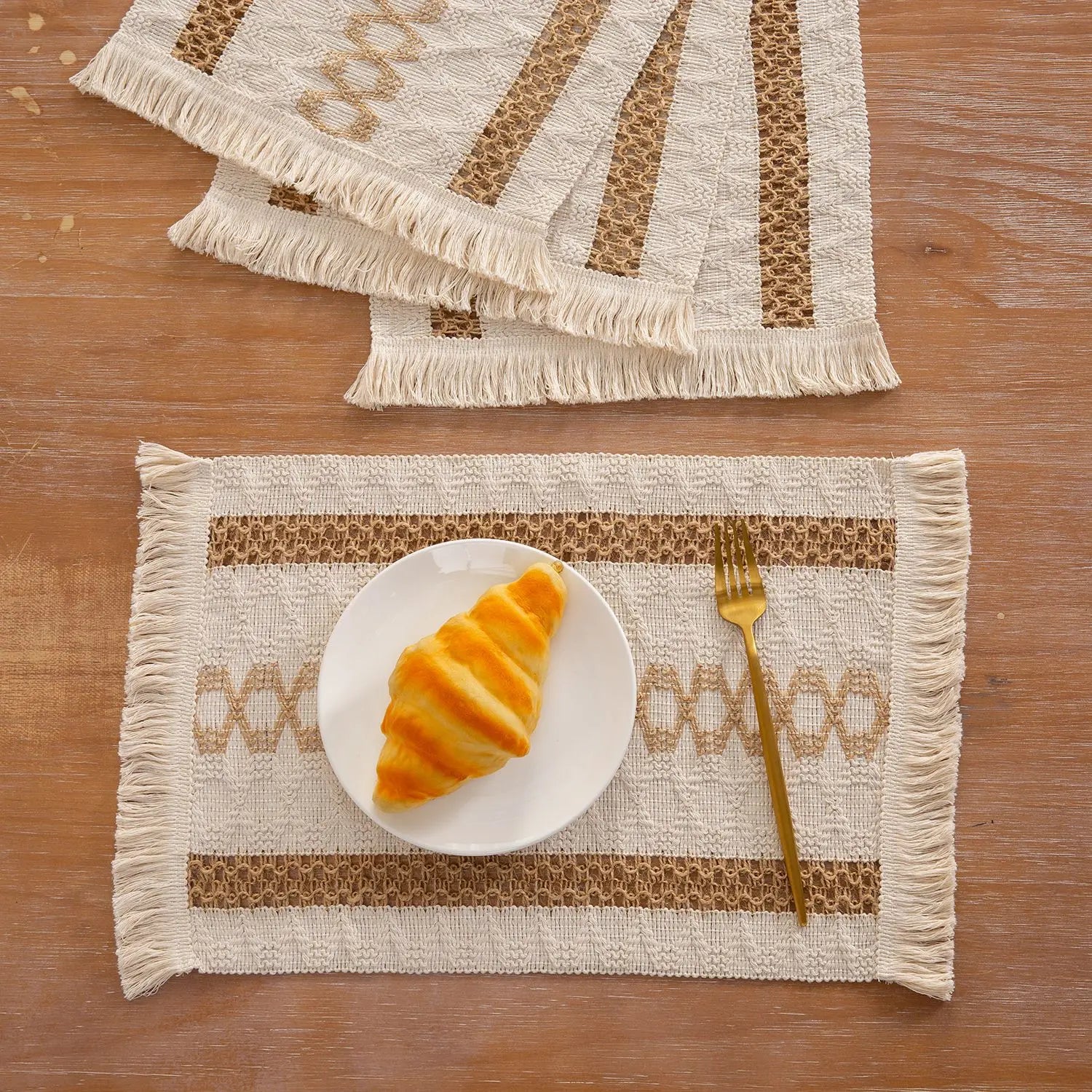 4/6Pcs Boho Macrame Placemats Set Handmade Cotton Woven Modern Farmhouse Placemats for Dining Table Kitchen Wedding Party Decor