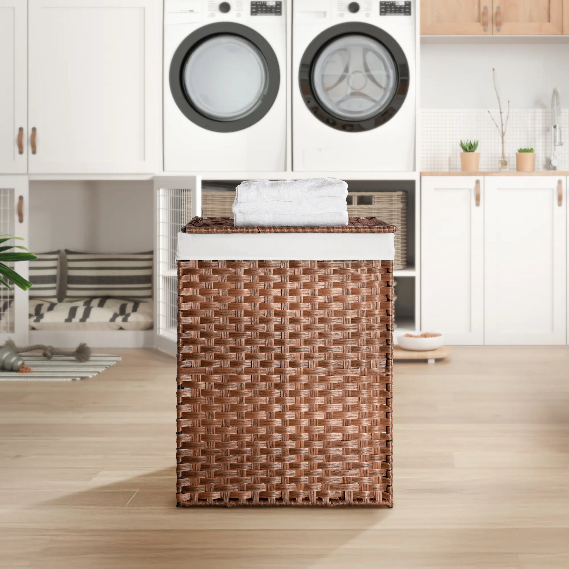 Laundry Hamper with Lid PE Rattan Powder Coating Frame Clothes Hampers with 01 Removable Bags, 100L, Bulldog Hitch Basket Storage Organize Furniture