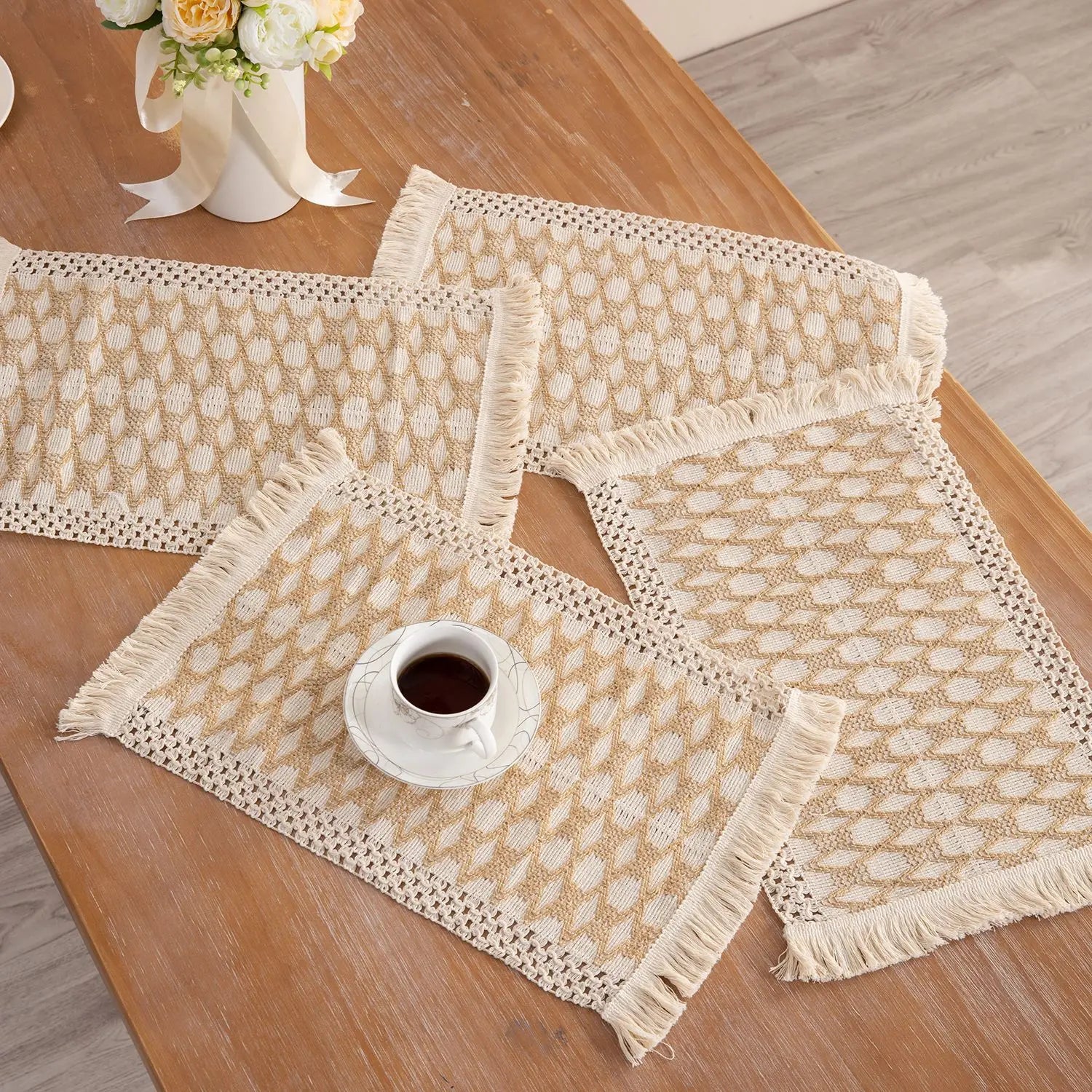 4/6Pcs Boho Macrame Placemats Set Handmade Cotton Woven Modern Farmhouse Placemats for Dining Table Kitchen Wedding Party Decor